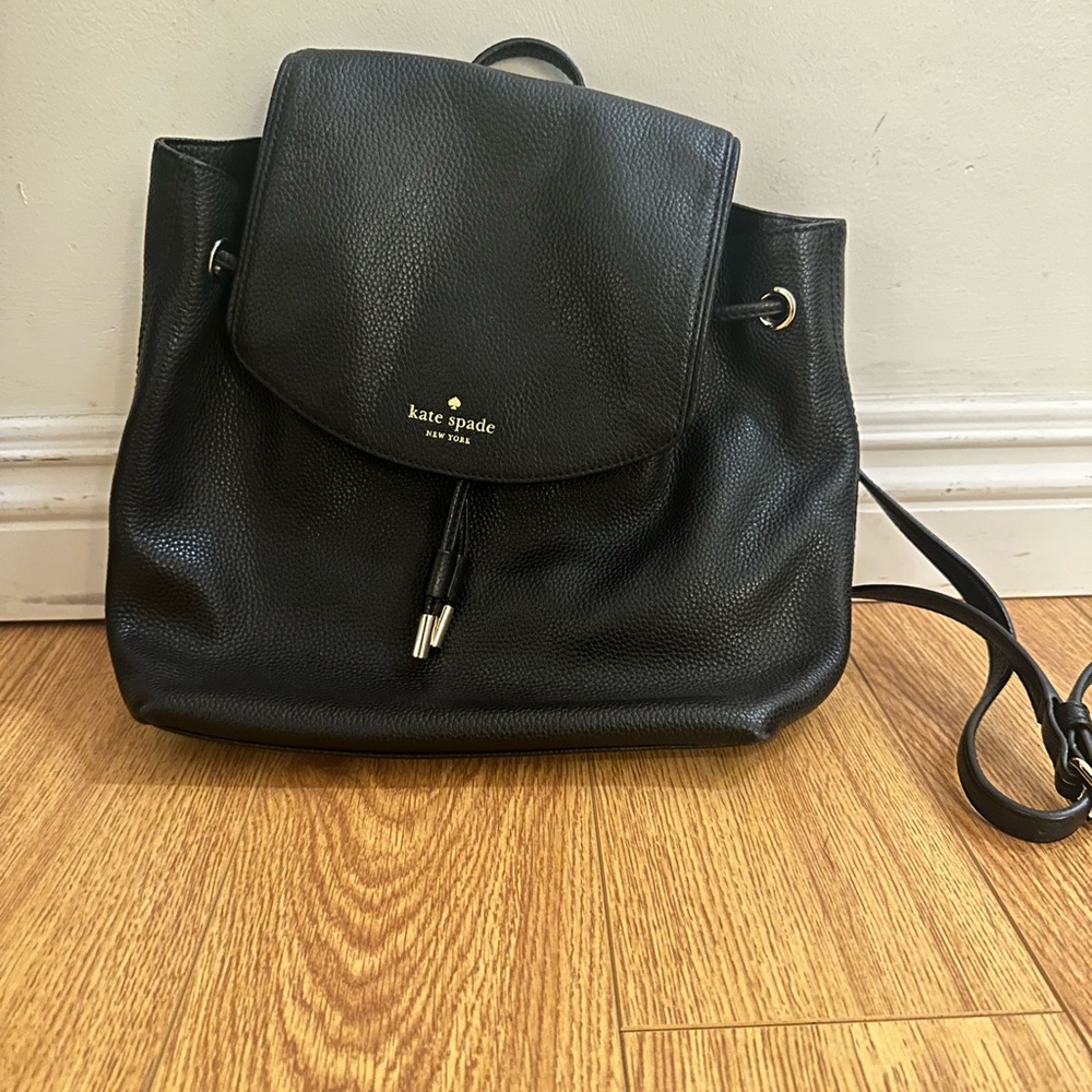 Kate spade, adjustable strap, black leather backpack LIKE NEW!! 100% cow leather